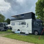 Luxusliner und Wohnmobile beim Moselzauber 163 in Klüsserath